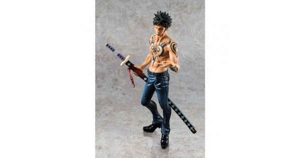 Trafalgar_Law_Ver_2_5_pic02-