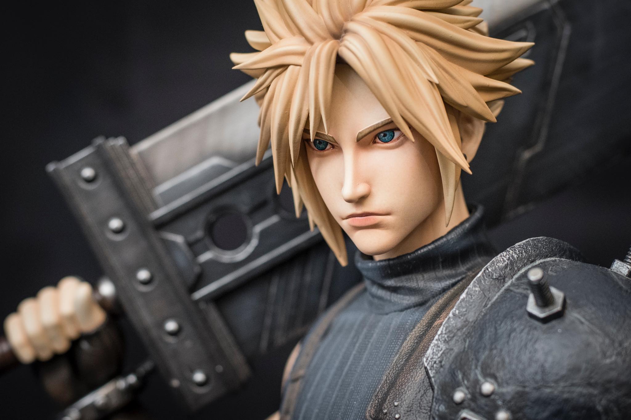 EKON STUDIO - Cloud Strife.