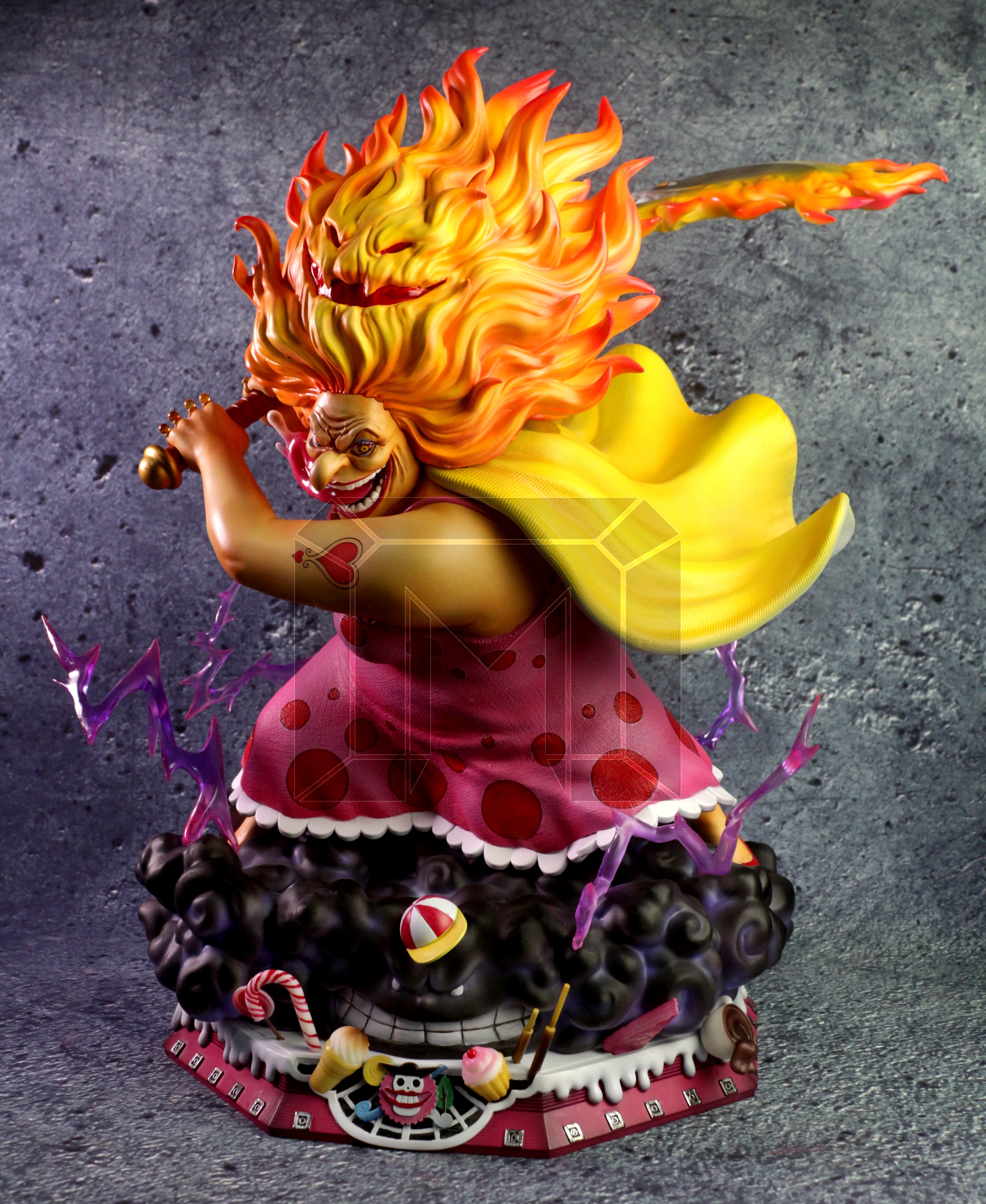 action figure big mom