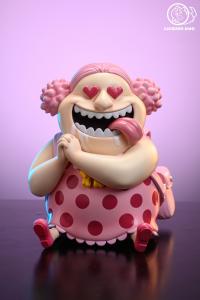 Big Mom Childhood By Licking Dog Studio