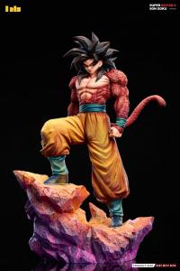 Goku SSJ4 By IRIS Studio